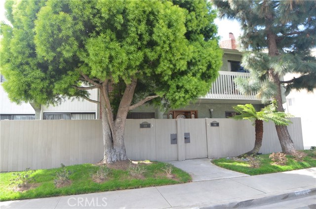 1018 Palm Lane, Redondo Beach, California 90278, 2 Bedrooms Bedrooms, ,2 BathroomsBathrooms,Residential,Sold,Palm,SB17081764