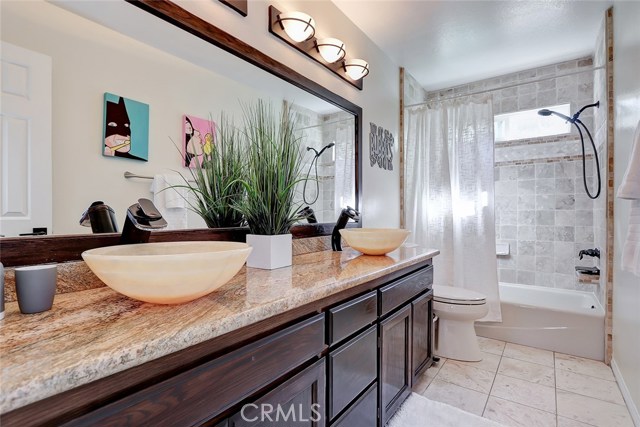 1117 Goodman Avenue, Redondo Beach, California 90278, 3 Bedrooms Bedrooms, ,2 BathroomsBathrooms,Residential,Sold,Goodman,SB20118226