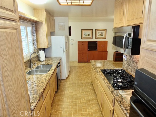 28739 Plainfield Drive, Rancho Palos Verdes, California 90275, 2 Bedrooms Bedrooms, ,1 BathroomBathrooms,Residential,Sold,Plainfield,PW21101861