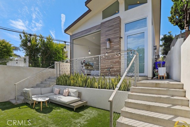 720 Rosecrans Avenue, Manhattan Beach, California 90266, 4 Bedrooms Bedrooms, ,3 BathroomsBathrooms,Residential,Sold,Rosecrans,PW21110961