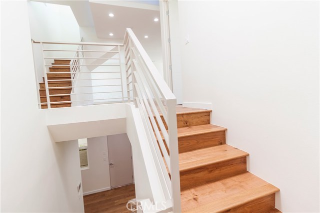 2602 Voorhees Avenue, Redondo Beach, California 90278, 4 Bedrooms Bedrooms, ,3 BathroomsBathrooms,Residential,Sold,Voorhees,SB17109811