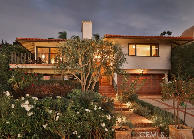 564 Via Media, Palos Verdes Estates, California 90274, 3 Bedrooms Bedrooms, ,3 BathroomsBathrooms,Residential,Sold,Via Media,PV18251119