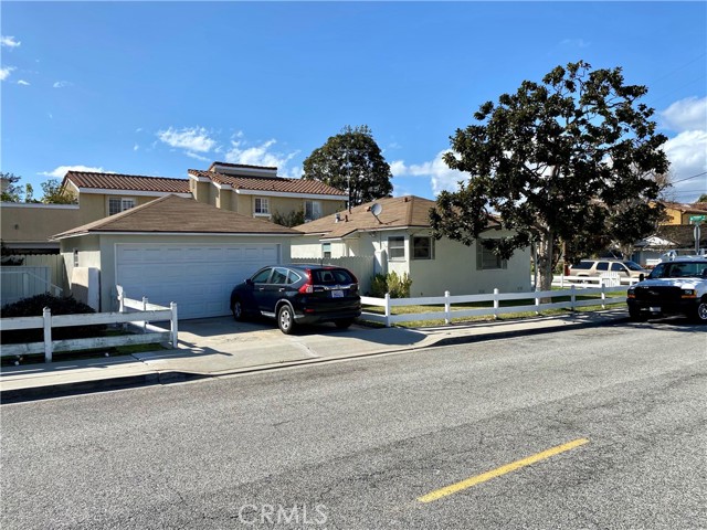 2022 Perry Avenue, Redondo Beach, California 90278, ,Residential Income,Sold,Perry,SB21055379