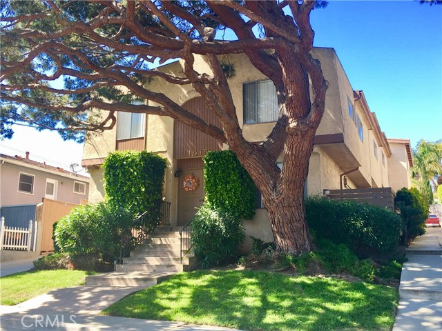 1915 Marshallfield Lane, Redondo Beach, California 90278, ,Residential Income,Sold,Marshallfield,SB17073964