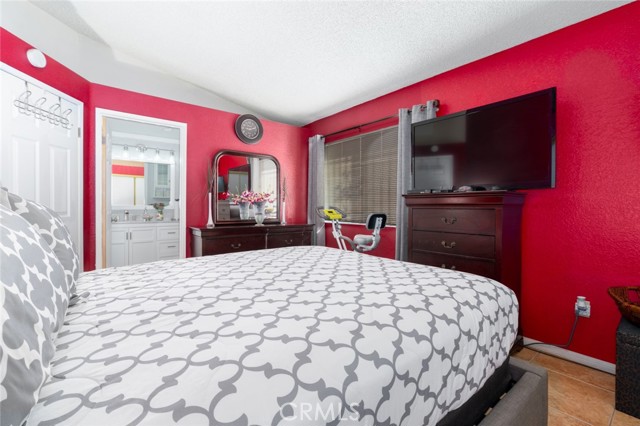 2 Bed Home for Sale in Compton, California