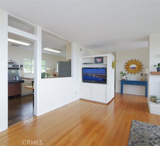 Open feel between kitchen and living space