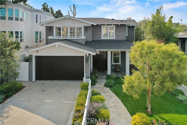 117 Meadows Avenue, Manhattan Beach, California 90266, 5 Bedrooms Bedrooms, ,3 BathroomsBathrooms,Residential,Sold,Meadows,SB20184287