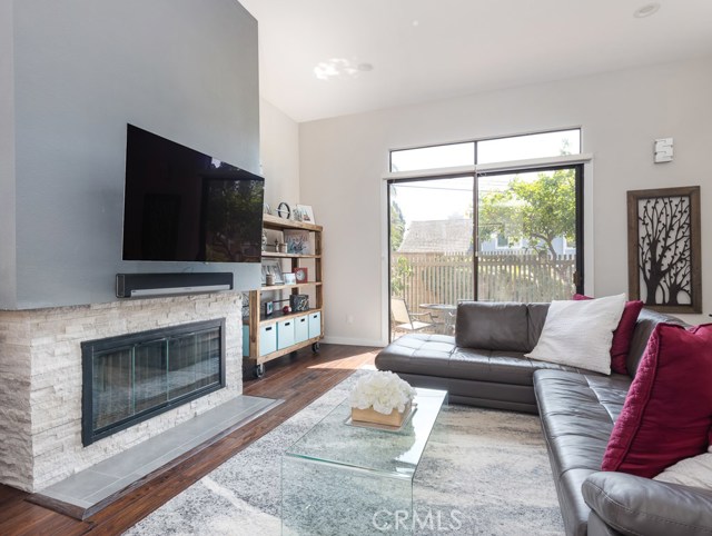1923 Marshallfield Lane, Redondo Beach, California 90278, 3 Bedrooms Bedrooms, ,2 BathroomsBathrooms,Residential,Sold,Marshallfield,SB20084915