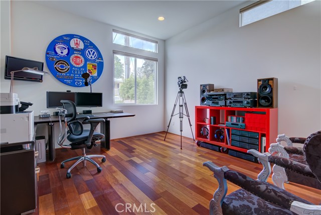 2700 Vanderbilt Lane, Redondo Beach, California 90278, 4 Bedrooms Bedrooms, ,2 BathroomsBathrooms,Residential,Sold,Vanderbilt,SB21081280