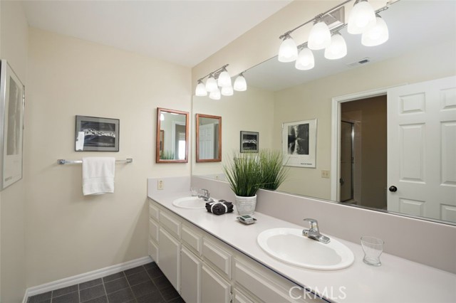 30900 Via La Cresta, Rancho Palos Verdes, California 90275, 4 Bedrooms Bedrooms, ,4 BathroomsBathrooms,Residential,Sold,Via La Cresta,PV21131475
