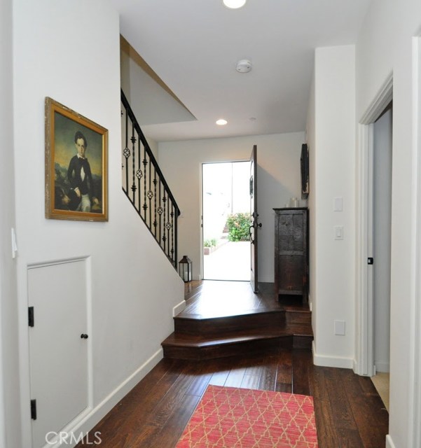 121 Guadalupe Avenue, Redondo Beach, California 90277, 4 Bedrooms Bedrooms, ,3 BathroomsBathrooms,Residential,Sold,Guadalupe,SB18068766