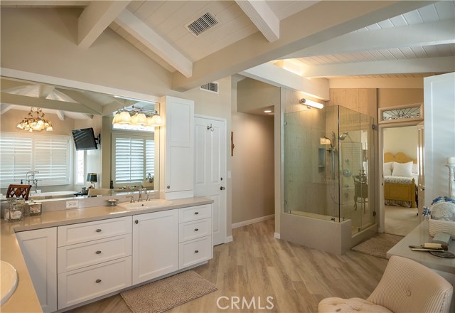 659 18th Street, Manhattan Beach, California 90266, 4 Bedrooms Bedrooms, ,3 BathroomsBathrooms,Residential,Sold,18th,SB19269469