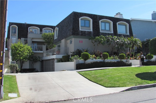 110 Guadalupe Avenue, Redondo Beach, California 90277, 3 Bedrooms Bedrooms, ,1 BathroomBathrooms,Residential,Sold,Guadalupe,OC17057982