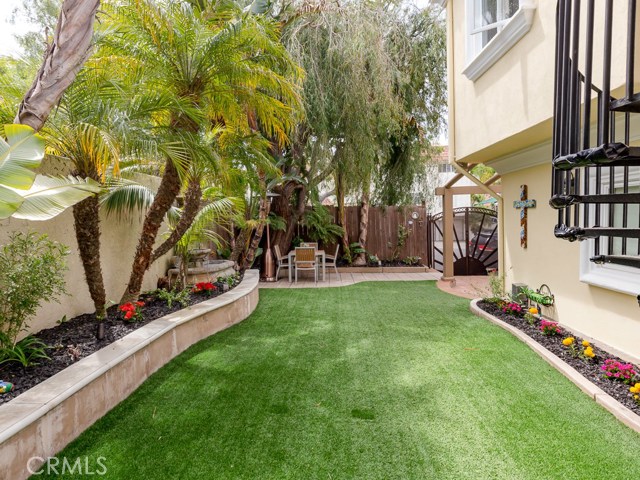 100 Irena Avenue, Redondo Beach, California 90277, 4 Bedrooms Bedrooms, ,3 BathroomsBathrooms,Residential,Sold,Irena,SB17089874