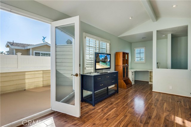 1109 Valley Drive, Hermosa Beach, California 90254, 2 Bedrooms Bedrooms, ,2 BathroomsBathrooms,Residential,Sold,Valley,SB17110855