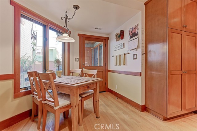 539 4th Street, Manhattan Beach, California 90266, 4 Bedrooms Bedrooms, ,3 BathroomsBathrooms,Residential,Sold,4th,SB21030047