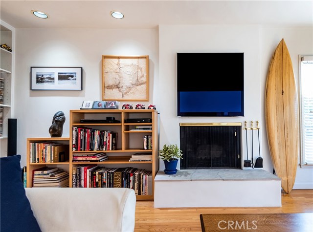 420 3rd Street, Manhattan Beach, California 90266, 2 Bedrooms Bedrooms, ,2 BathroomsBathrooms,Residential,Sold,3rd,SB19171660