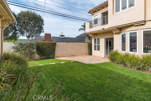 700 36th Street, Manhattan Beach, California 90266, 4 Bedrooms Bedrooms, ,3 BathroomsBathrooms,Residential,Sold,36th,SB19004820