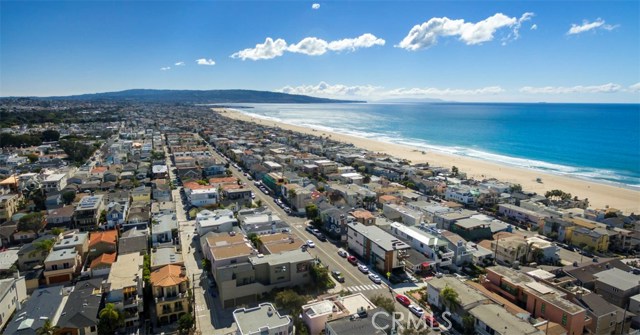 333 7th Street, Manhattan Beach, California 90266, 3 Bedrooms Bedrooms, ,2 BathroomsBathrooms,Residential,Sold,7th,SB18037772