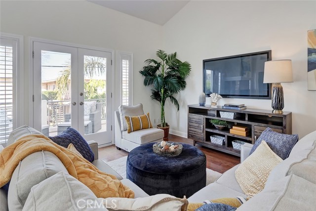 2100 Blossom Lane, Redondo Beach, California 90278, 3 Bedrooms Bedrooms, ,2 BathroomsBathrooms,Residential,Sold,Blossom,SB19051216
