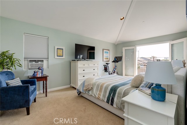 2403 Rockefeller Lane, Redondo Beach, California 90278, 3 Bedrooms Bedrooms, ,2 BathroomsBathrooms,Residential,Sold,Rockefeller,SB20212626