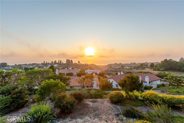 6542 Ocean Crest Drive, Rancho Palos Verdes, California 90275, 2 Bedrooms Bedrooms, ,2 BathroomsBathrooms,Residential,Sold,Ocean Crest,PV20181624