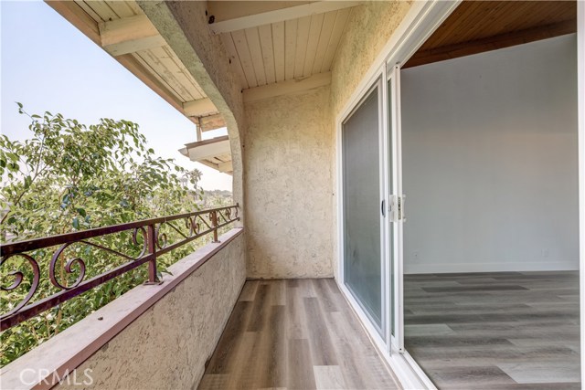 1320 12th Street, Manhattan Beach, California 90266, 2 Bedrooms Bedrooms, ,2 BathroomsBathrooms,Residential,Sold,12th,SB20186384