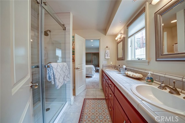 517 12th Street, Manhattan Beach, California 90266, 4 Bedrooms Bedrooms, ,3 BathroomsBathrooms,Residential,Sold,12th,SB21070513