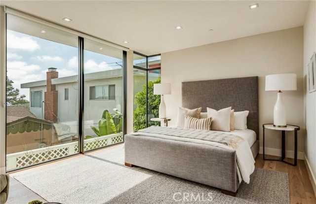 3203 Vista Drive, Manhattan Beach, California 90266, 5 Bedrooms Bedrooms, ,3 BathroomsBathrooms,Residential,Sold,Vista,SB19285710