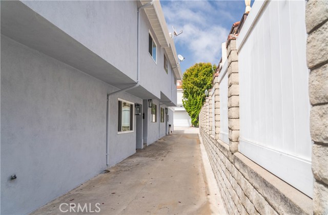 414 Broadway, Redondo Beach, California 90277, ,Residential Income,Sold,Broadway,PV19169547