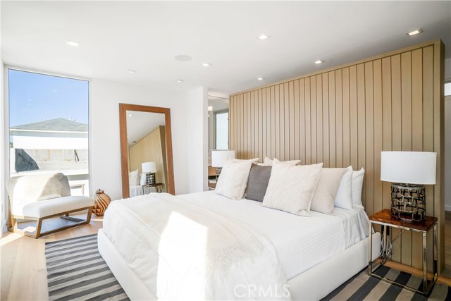 121 2nd Street, Hermosa Beach, California 90254, 4 Bedrooms Bedrooms, ,4 BathroomsBathrooms,Residential,Sold,2nd,SB19073415
