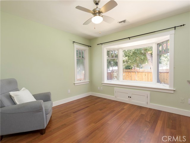 2713 Oak Avenue, Manhattan Beach, California 90266, 4 Bedrooms Bedrooms, ,2 BathroomsBathrooms,Residential,Sold,Oak,SB19125153