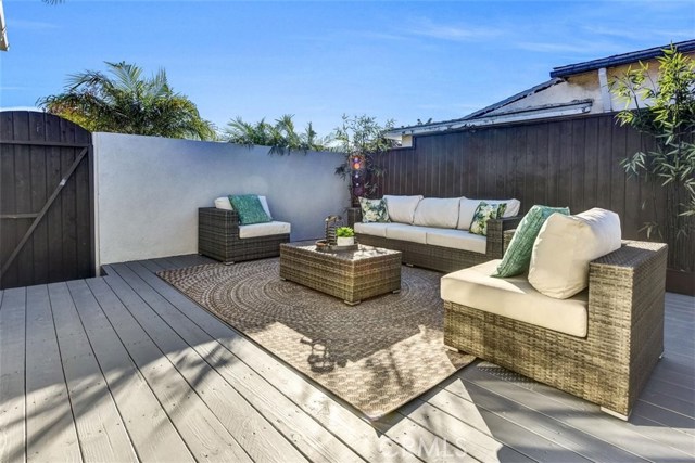 1651 23rd Street, Manhattan Beach, California 90266, 3 Bedrooms Bedrooms, ,1 BathroomBathrooms,Residential,Sold,23rd,PV20240193