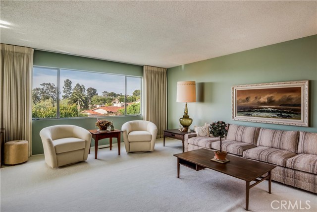 713 Cloyden Square, Palos Verdes Estates, California 90274, 3 Bedrooms Bedrooms, ,2 BathroomsBathrooms,Residential,Sold,Cloyden,SB17088498