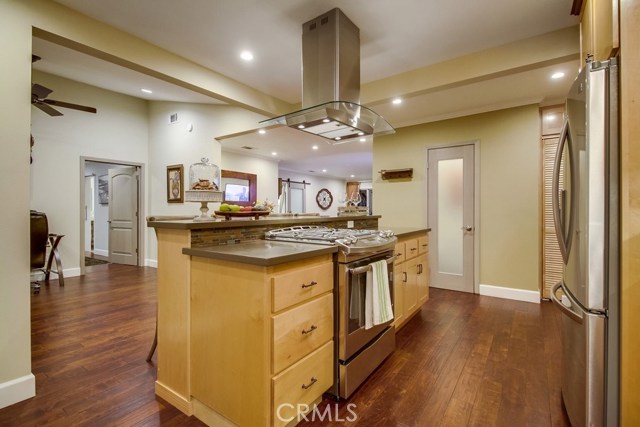 29022 Highmore Avenue, Rancho Palos Verdes, California 90275, 3 Bedrooms Bedrooms, ,Residential,Sold,Highmore,SB17087802