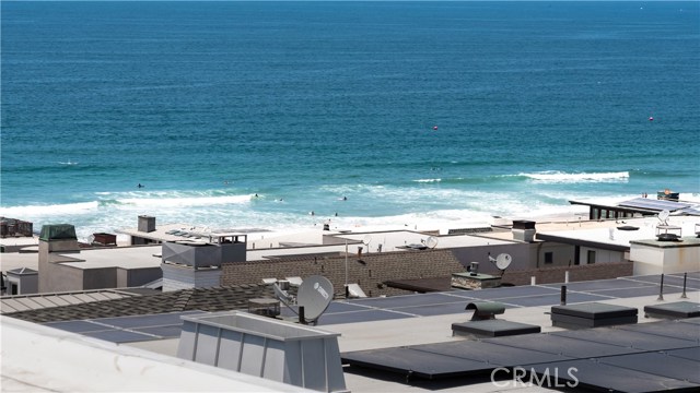 1909 Highland Avenue, Manhattan Beach, California 90266, 2 Bedrooms Bedrooms, ,2 BathroomsBathrooms,Residential,Sold,Highland,SB20120901