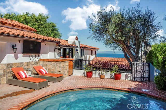 1705 Via Montemar, Palos Verdes Estates, California 90274, 3 Bedrooms Bedrooms, ,2 BathroomsBathrooms,Residential,Sold,Via Montemar,PV18092195