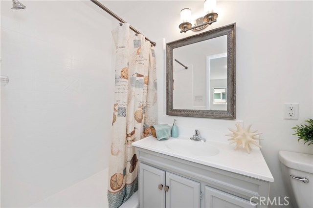 2716 Fisk Lane, Redondo Beach, California 90278, 4 Bedrooms Bedrooms, ,2 BathroomsBathrooms,Residential,Sold,Fisk,SB20183063