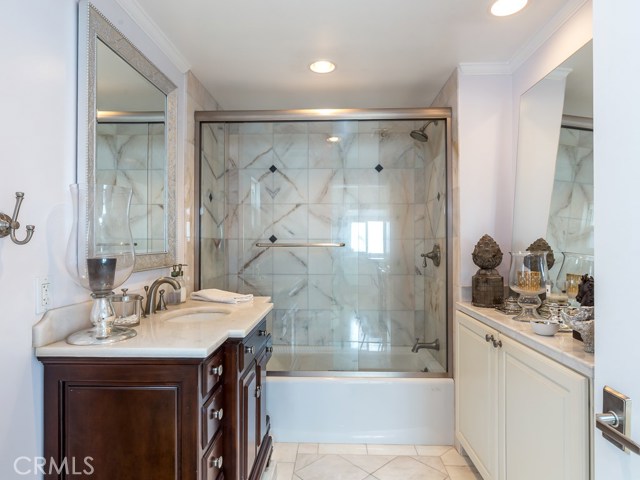 317 Moonstone Street, Manhattan Beach, California 90266, 2 Bedrooms Bedrooms, ,2 BathroomsBathrooms,Residential,Sold,Moonstone,SB20108424