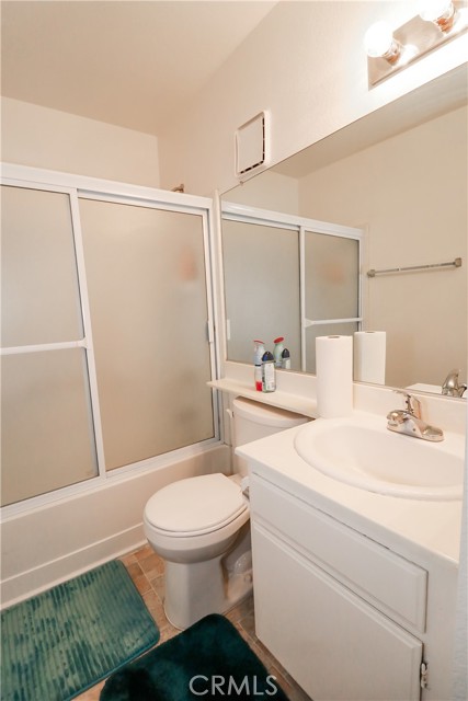 2 Bed Home for Sale in Newhall, California