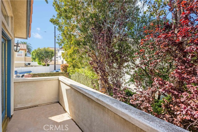 1203 Stanford Avenue, Redondo Beach, California 90278, 3 Bedrooms Bedrooms, ,3 BathroomsBathrooms,Residential,Sold,Stanford,PV17067992