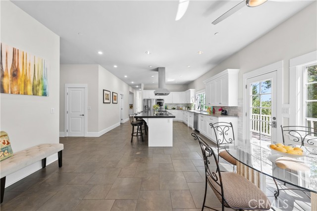 27207 Eastvale Road, Palos Verdes Peninsula, California 90274, 6 Bedrooms Bedrooms, ,5 BathroomsBathrooms,Residential,Sold,Eastvale,PV21116314