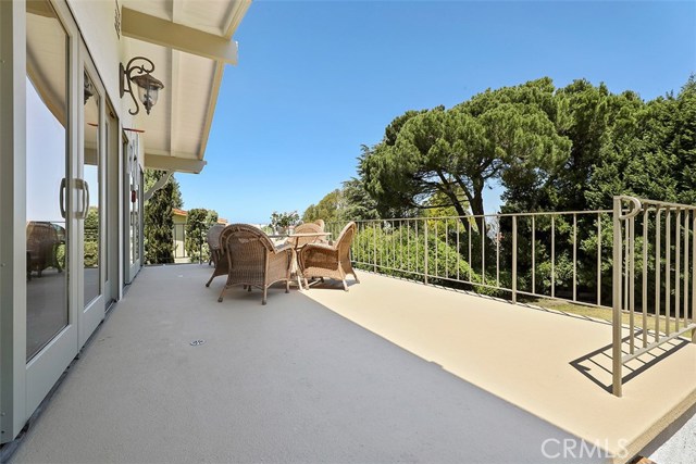 2445 Via Sonoma, Palos Verdes Estates, California 90274, 4 Bedrooms Bedrooms, ,3 BathroomsBathrooms,Residential,Sold,Via Sonoma,SB18096288