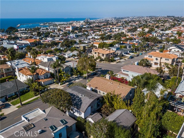 506 Gertruda Avenue, Redondo Beach, California 90277, 4 Bedrooms Bedrooms, ,3 BathroomsBathrooms,Residential,Sold,Gertruda,SB18269373