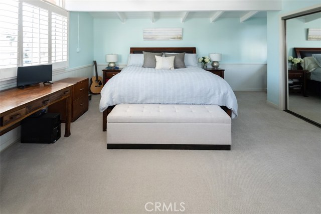 2105 Walnut Avenue, Manhattan Beach, California 90266, 4 Bedrooms Bedrooms, ,2 BathroomsBathrooms,Residential,Sold,Walnut,SB19018685