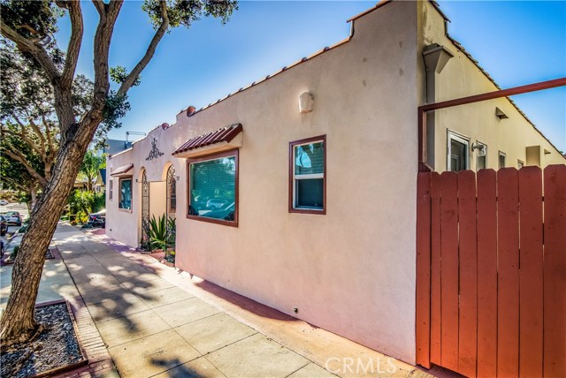 215 Carnelian Street, Redondo Beach, California 90277, ,Residential Income,Sold,Carnelian,SB19005839