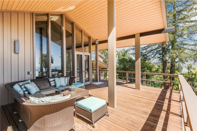 Deck area off living room