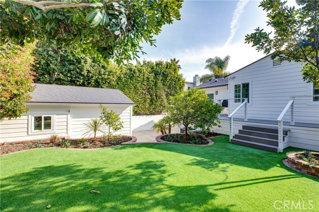 861 12th Court, Manhattan Beach, California 90266, 3 Bedrooms Bedrooms, ,1 BathroomBathrooms,Residential,Sold,12th,SB20006910