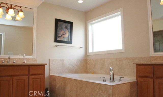 219 Lucia Avenue, Redondo Beach, California 90277, 3 Bedrooms Bedrooms, ,2 BathroomsBathrooms,Residential,Sold,Lucia,PV18248811