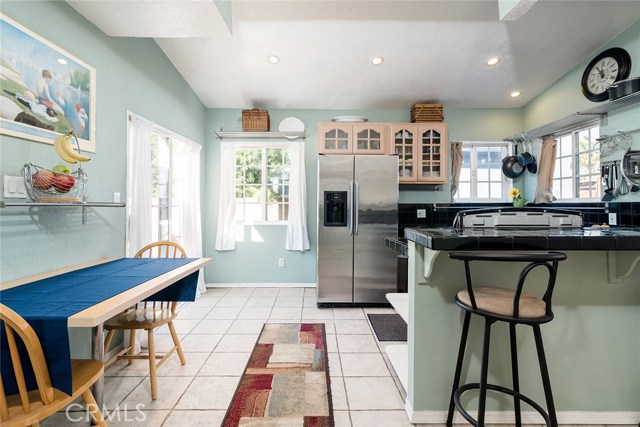 2111 Blossom Lane, Redondo Beach, California 90278, 2 Bedrooms Bedrooms, ,Residential,Sold,Blossom,SB19056683